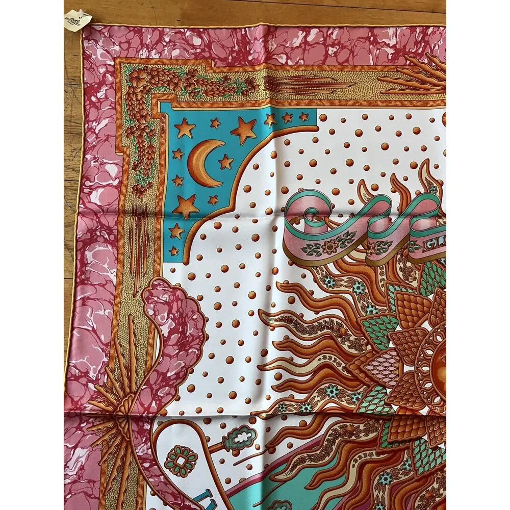 Hermès Gloria Soli Scarf 100% Silk 35.5”x35.5” NEW NWT Sun Old Money Luxury